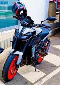 Yamaha MT09 - 6