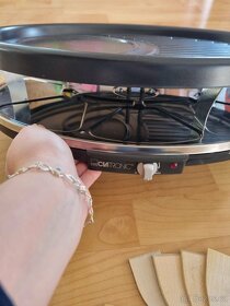 Raclette gril Clatronic s 8 pánvičkami - 6