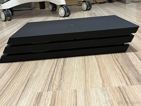 Playstation 4 Pro - 6