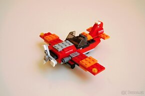 Lego 31003 Red Rotors - 6