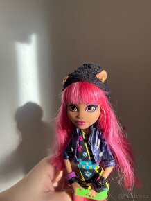 Monster high Howleen Wolf - 6