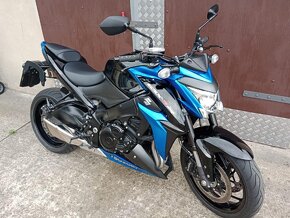 Suzuki GSX S 1000 - 6