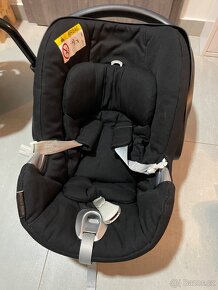 Autosedacka Cybex Aton q 0-13kg + isofix zakladna - 6