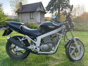 Hyosung GT 125 Naked - 6