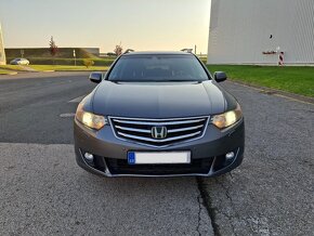 Honda Accord Tourer 8G 2,4 benzín AT Top Executive - 6