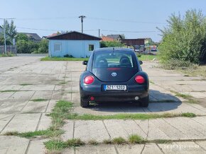 VW New Beetle 1.6 benzín - 6