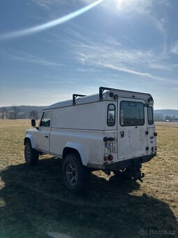 Land Rover Defender 110 Puma 2.4TDCi - 6