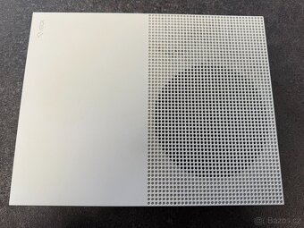 Xbox One S 1 Tb s příslušenstvím - 6