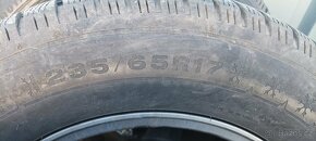 Zimní pneu 235/65 r17 na ALU - 6