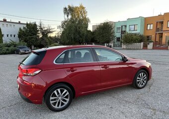 Hyundai i30 1.6 CRDi - 6