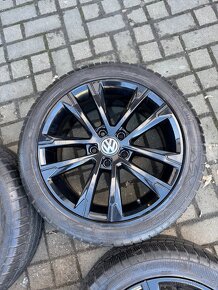 ORIGINÁL Alu Volkswagen Singapore R17, 5x112 - TOP STAV - 6