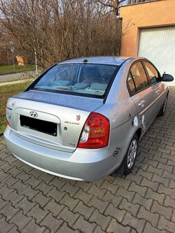 Hyundai ACCENT 2008, 1,4 16v 71kw, najeto pouze 113tisíc - 6