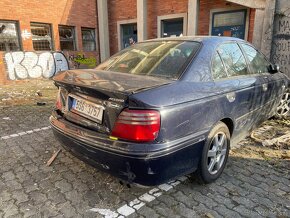 Honda Accord 6G po bouračce - 6