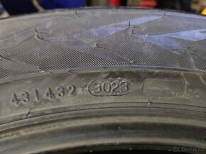 Pneu 235/50 R19 Nokian celoroční nové - 6