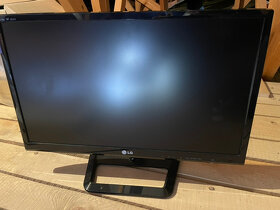 LG M2452D s TV tunerem + anténa - 6