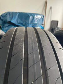 Goodyear Efficientgrip2 SUV 235/55 R19 105 V zesílená - 6