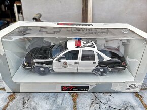 4x Chevrolet Caprice 1:18 Police UT Models - 6