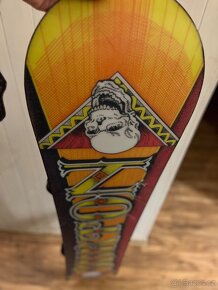 Nabízím Freestyle limitovaný prototyp Shaune White 154cm. - 6