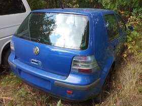 VW golf. škoda octavia - 6