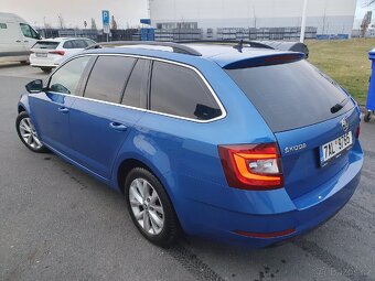 Škoda Octavia 3 kombi 2.0tdi 110kw čr - 6