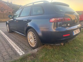 Alfa Romeo 159 1.9 JTD - 6