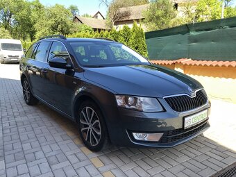 Škoda Octavia 2.0 TDi 110kW DSG - 6