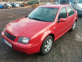 Volkswagen Bora 1.6 16v 77 kW nová STK rok 2001 slušný stav - 6