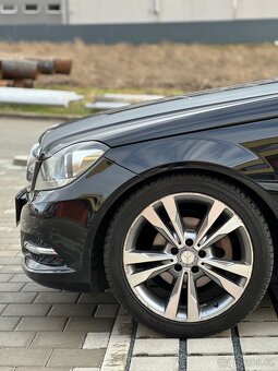 Mercedes Benz C200 - 6