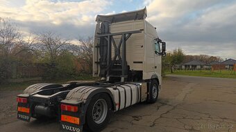 Tahač Volvo FH 13.440 euro 5 EEV TRAKTOR  KOLOVÝ  T1B - 6