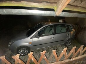 Ford Fiesta 1,3 benzin - 6