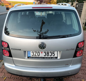 Volkswagen Touran, 2.0 FSI - 6