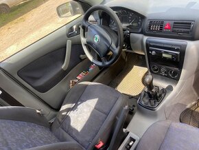 Škoda Octavia I liftback 1.6 MPI 55 kw AEE náhradní díly - 6