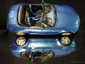 BMW M Roadster modrý Bburago 1/18 - 6