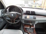 BMW X5 3,0i BENZÍN - 6