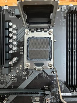 GIGABYTE B650M D3HP AX  Socket AM5 Funkční,Záruka - 6