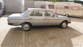 Mercedes 123 230 E  R.V. 1983 AUTOMATIC - 6