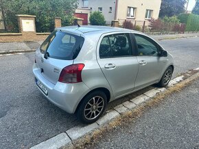 Toyota Yaris 1,4 66KW 2006 Nafta - 6