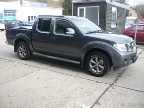 Nissan  Navara  2.5 dCi 140 kW - 6