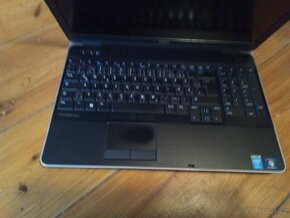 DELL Latitude E6540 - 6