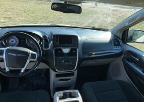 Chrysler Town & Country, 7 místné, A/T, TOP STAV - 6