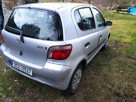 Toyota Yaris 1.0 - 6