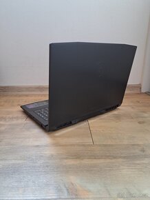 MSI Katana 15 B12VFK-1016XCZ + darky v hodnote 2400kč - 6