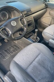 VW Sharan 1,9 Tdi 85KW /klima/ tažné/ 2008 - - 6