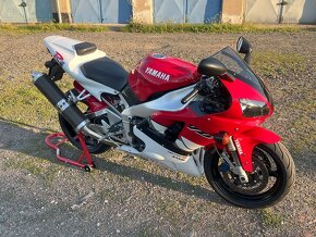 YAMAHA R1 - RN01 - TOP STAV - 6