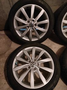 4ks alu disky orig. VW 5x112 R17 pneu zimné - 6