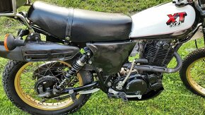 Yamaha XT 500 r.v. 1980 silvertank doklady - 6