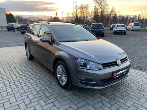 Volkswagen Golf, 1.4 TSI 92kW - 1xMAJ. - CUP - 6