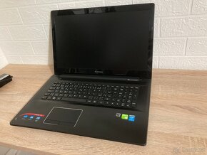 Velký Notebook Lenovo 17.3- Intel i5 - JBL Zvuk - 6