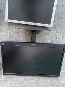 Prodám 3 plně funkčních monitorů LG,acer,Hp - 6