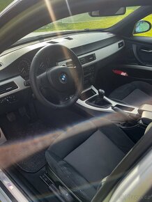 BMW E90 325i M-paket - 6